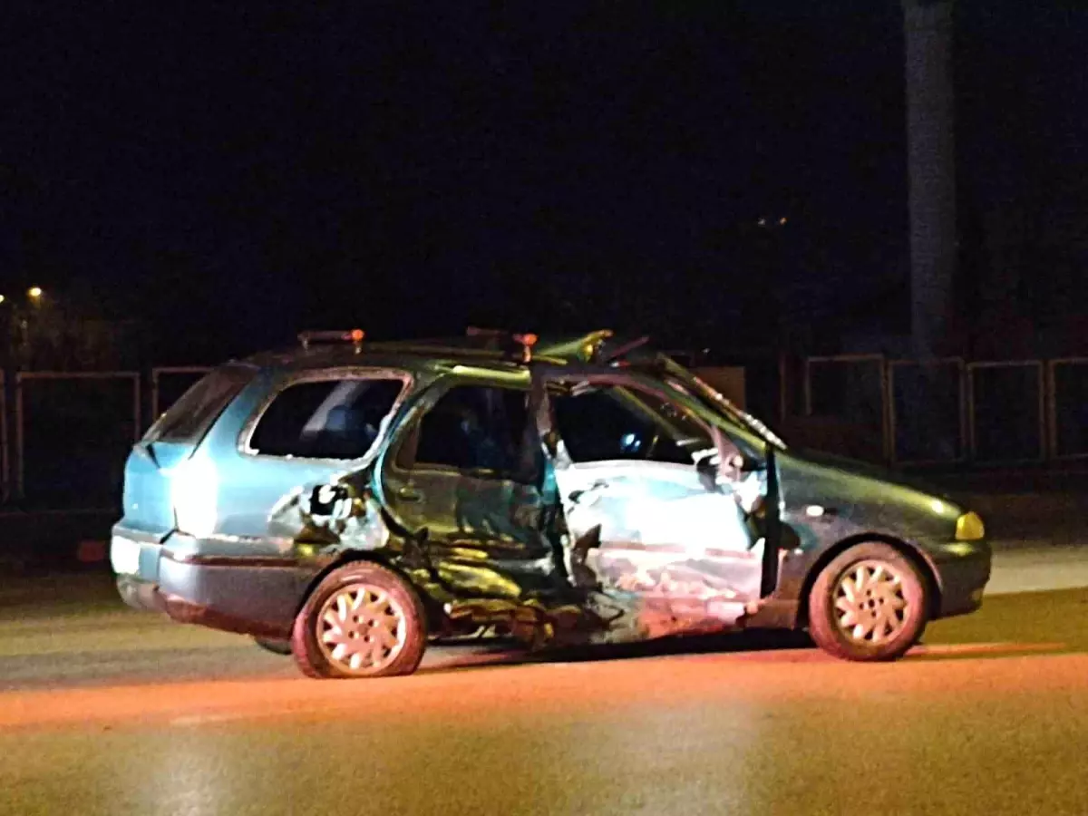 Kastamonu\'da iki otomobil çarpıştı: 1 yaralı