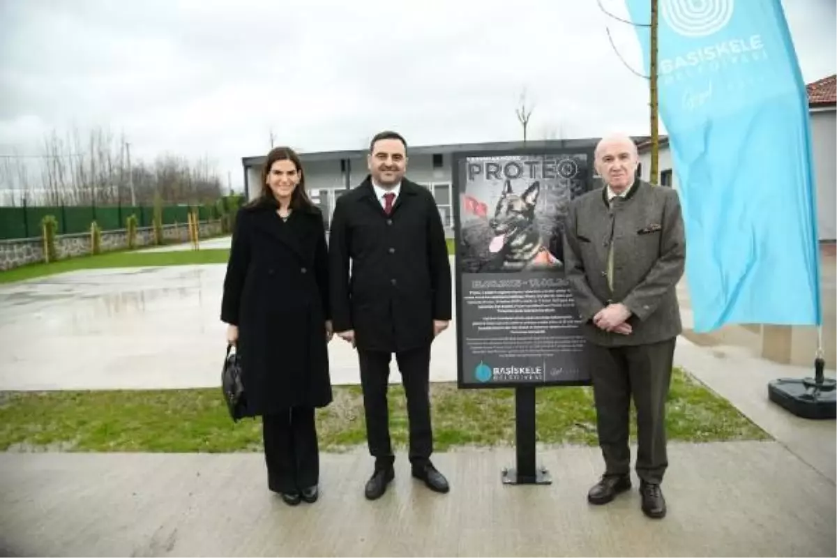 MEKSİKA BÜYÜKELÇİSİ HERNANDES, PROTEO SOKAK HAYVANLARI BAKIM MERKEZİ\'Nİ ZİYARET ETTİ