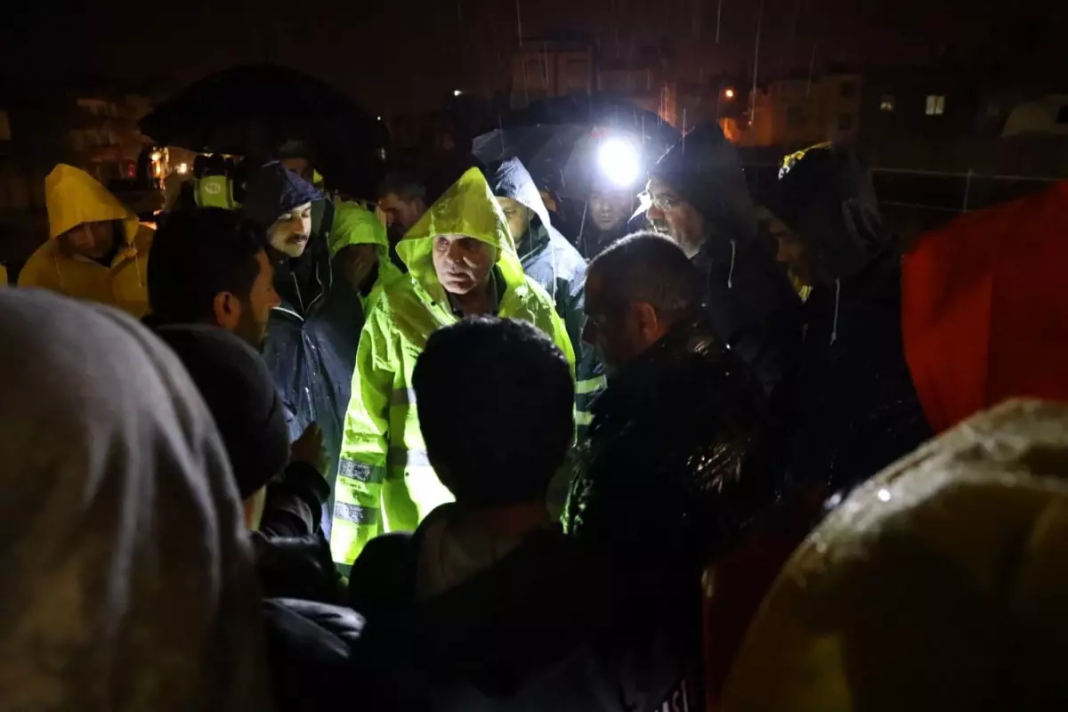 Selin vurduğu Şanlıurfa\'da sağanak yağış etkili oluyor