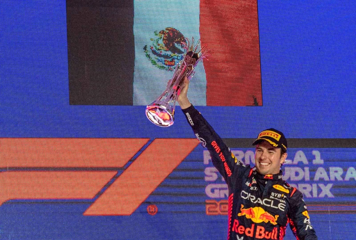 Suudi Arabistan Grand Prix\'sinde kazanan Sergio Perez