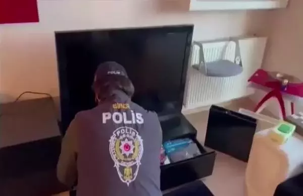 Bankanın sistem açığından faydalanıp 10 milyon dolandırdılar, 81 şüpheli gözaltında