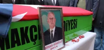 MHP'li belediye başkanı Ayhan Gönüllü son yolculuğuna uğurlandı