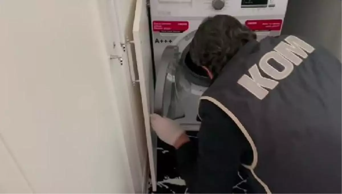 CEYHAN\'DA \'DÜNDARLAR\' SUÇ ÖRGÜTÜNE OPERASYON 8 TUTUKLAMA