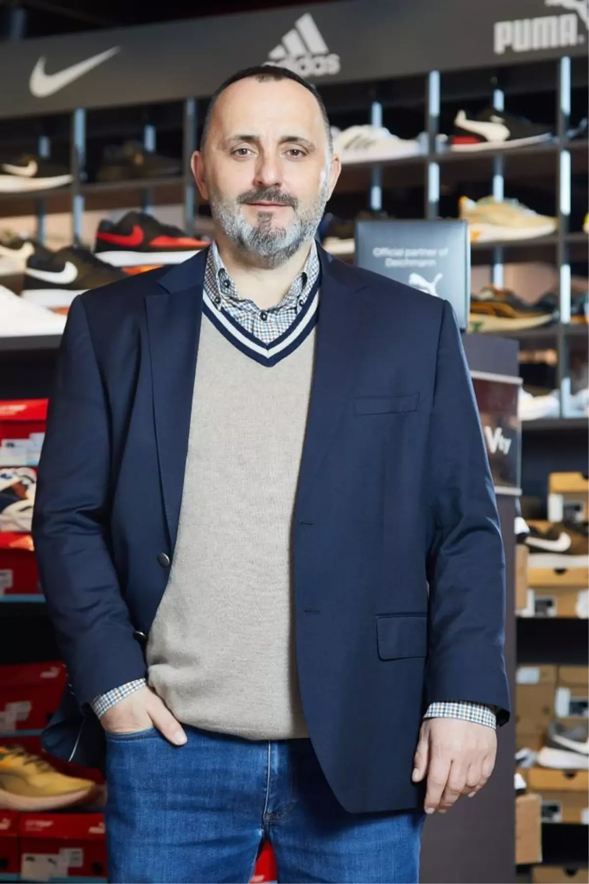 DEICHMANN TÜRKİYE CEO'SU ATİLLA ÖZKUL 'YENİLENEN 3.0 MAĞAZA KONSEPTİNİ' PAYLAŞTI..