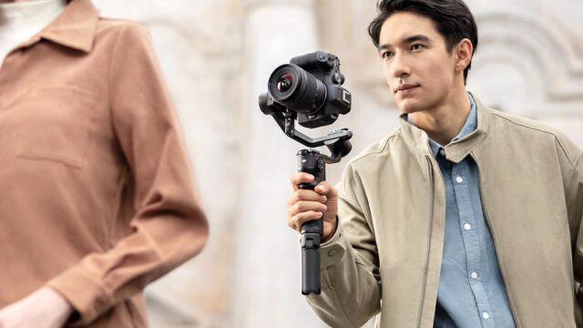 DJI RS ailesinin en pratik üyesi: RS 3 Mini sahnede