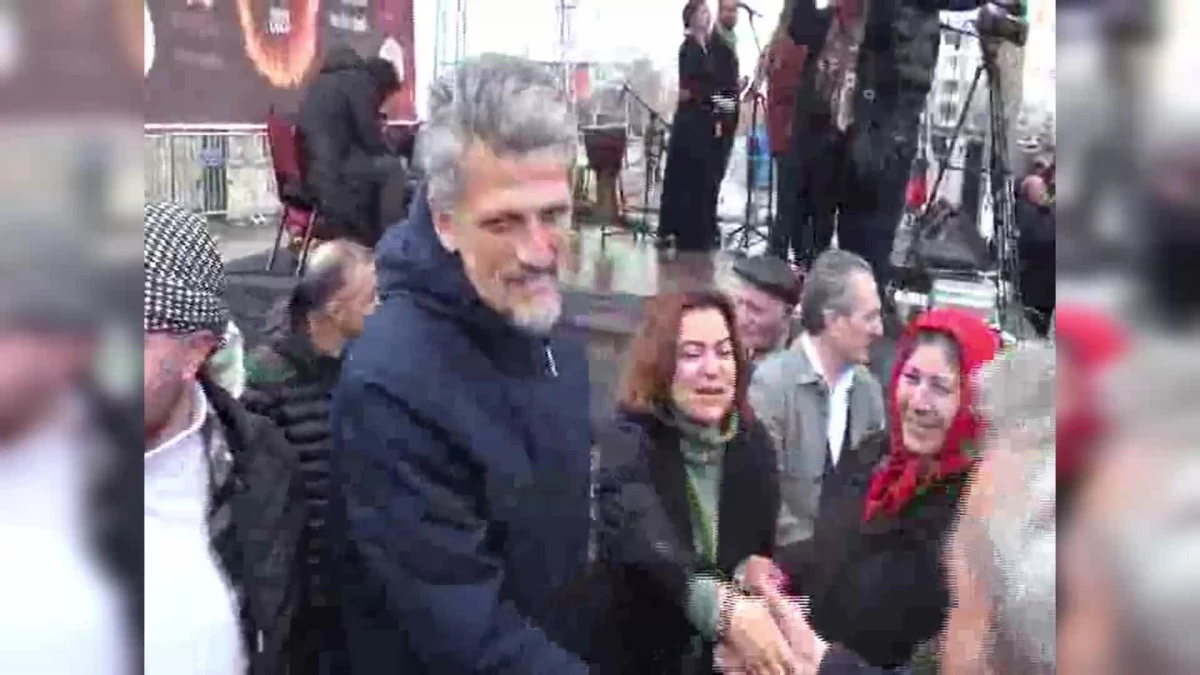 Garo Paylan, Kars\'ta Nevruz Kutlamasına Katıldı: "Bu Karanlık Düzen Bitecek, Devran Dönecek ve 40 Gün 40 Gece Halay Çekeceğiz"