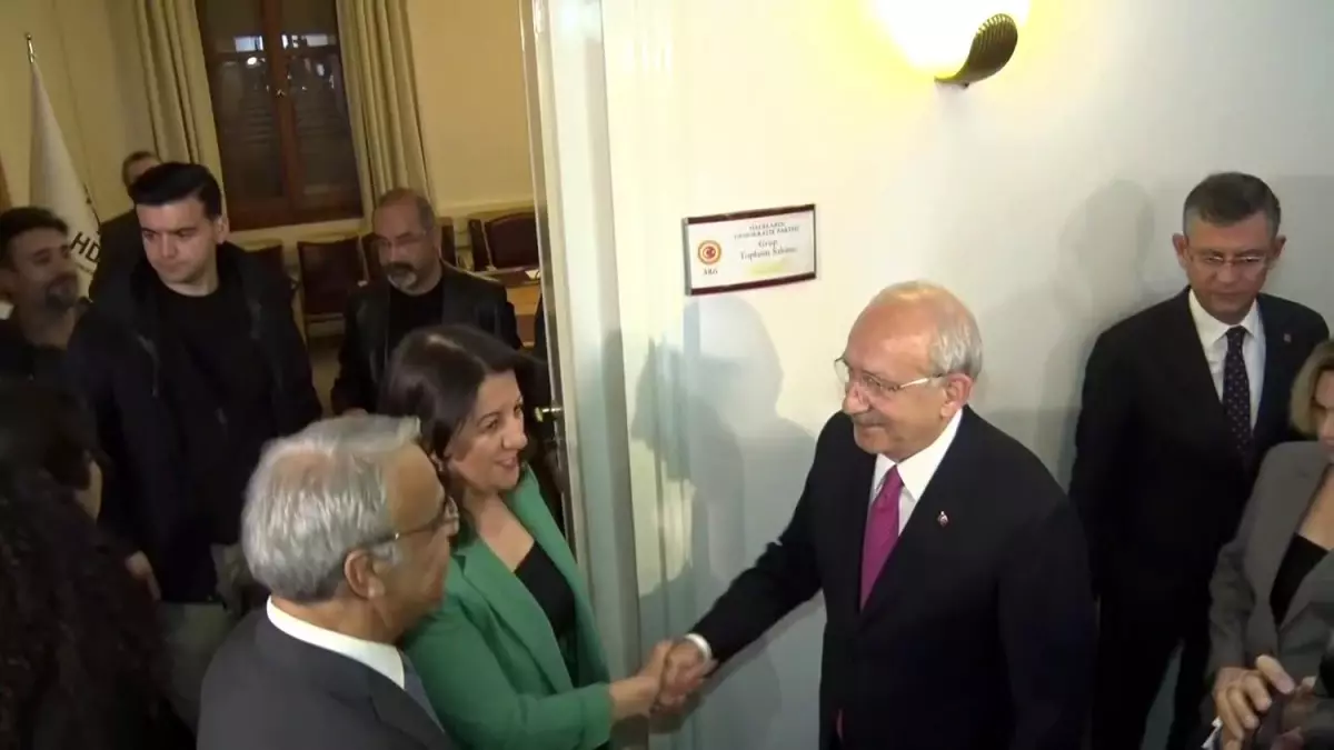 CHP lideri Kılıçdaroğlu: "Kucaklaşmak varken niye kavga ediyoruz"