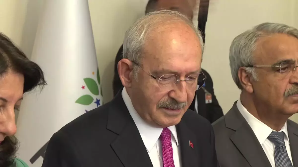 Kılıçdaroğlu TBMM\'de, Hdp Eş Genel Başkanları Buldan ve Sancar ile Bir Araya Geldi.