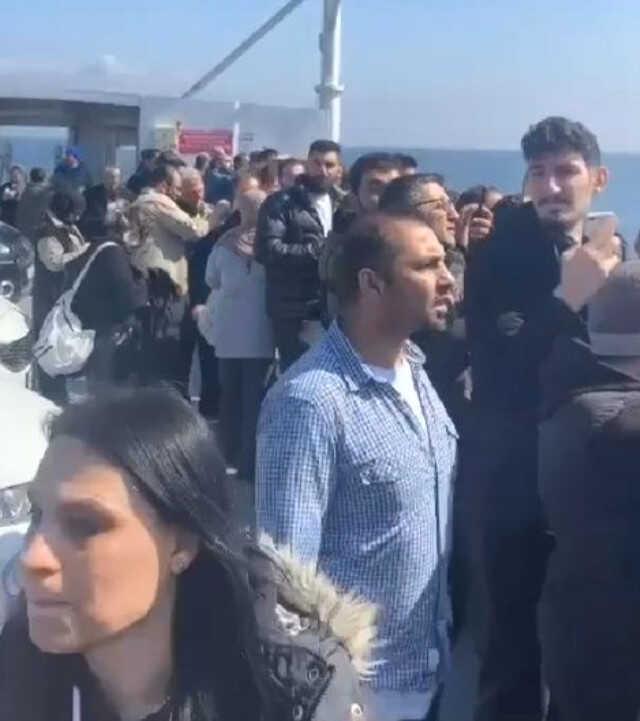 MARMARA DENİZİ'NDE FERİBOTTAN ATLAYAN YOLCUYU SAHİL GÜVENLİK EKİBİ KURTARDI