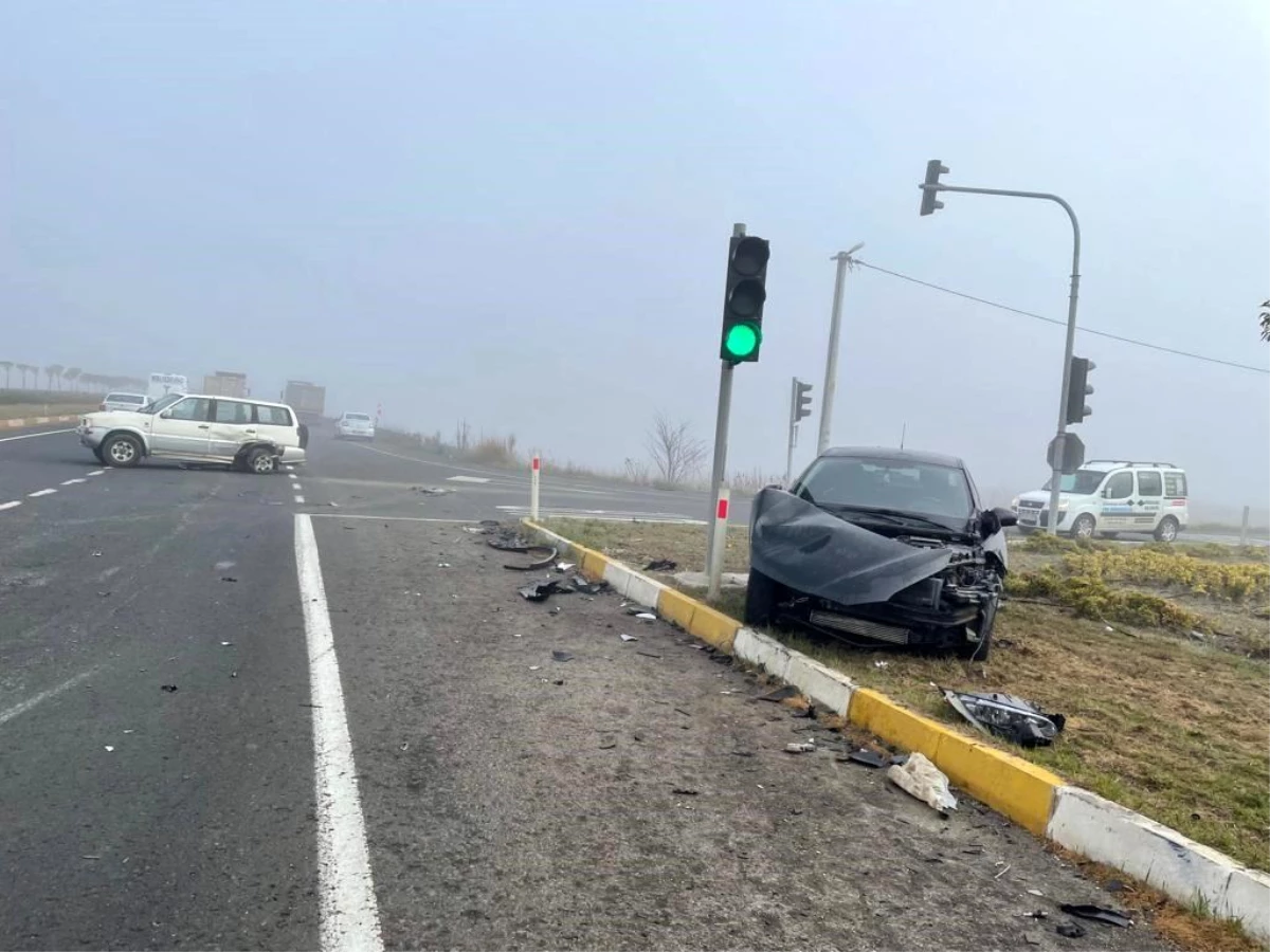 Muratlı Çevre Yolu\'nda trafik kazası: 2 yaralı