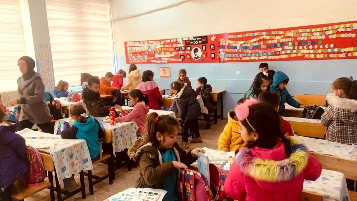 Sel nedeniyle Şanlıurfa\'nın ilçelerinde eğitime verilen ara sona erdi