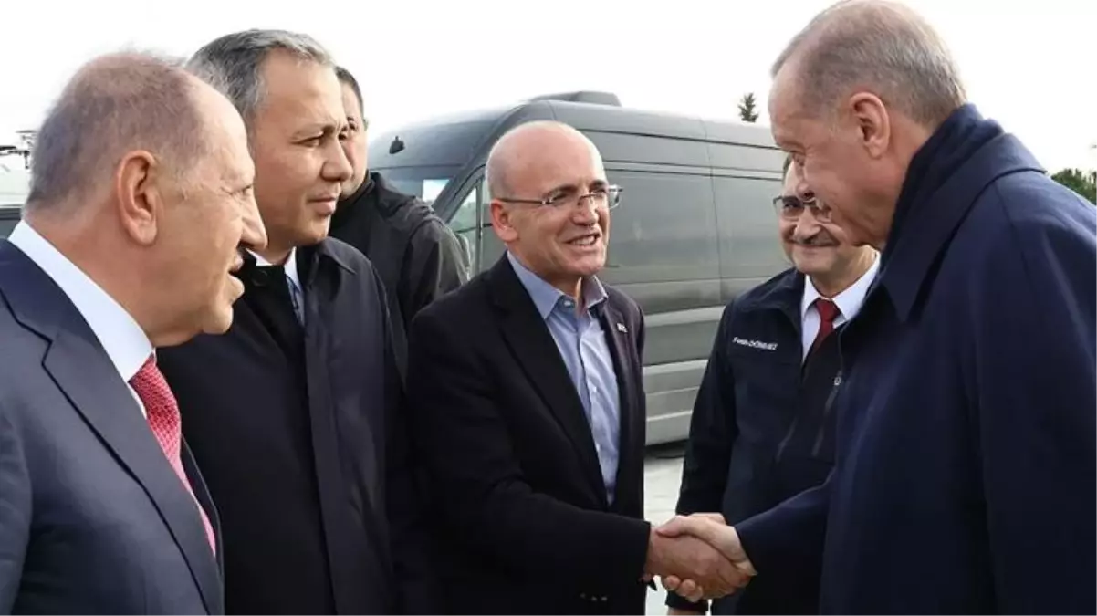 Son Dakika: Erdoğan-Şimşek görüşmesi sonrası AK Parti\'den açıklama geldi: Aktif siyaseti düşünmüyor