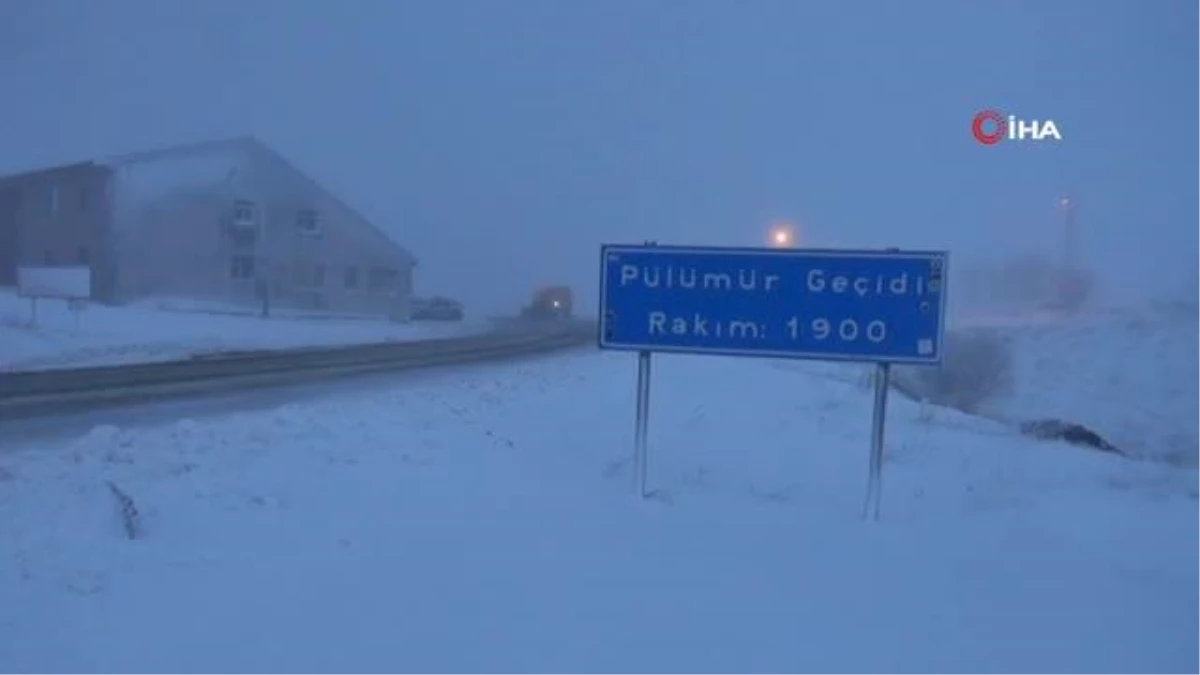 Tunceli\'de karla mücadele sürüyor
