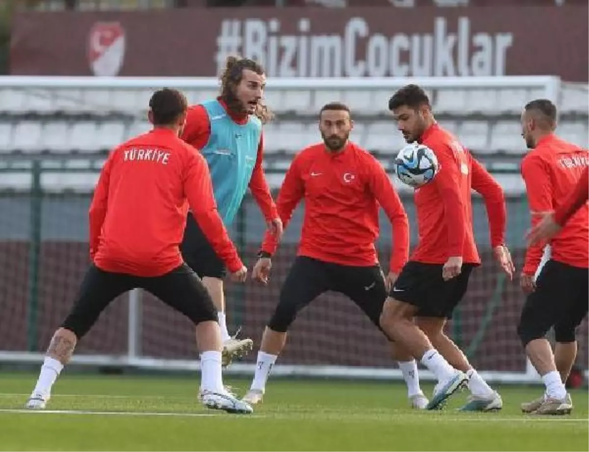 A Milli Futbol Takımı\'nda Ermenistan maçının hazırlıkları sürüyor