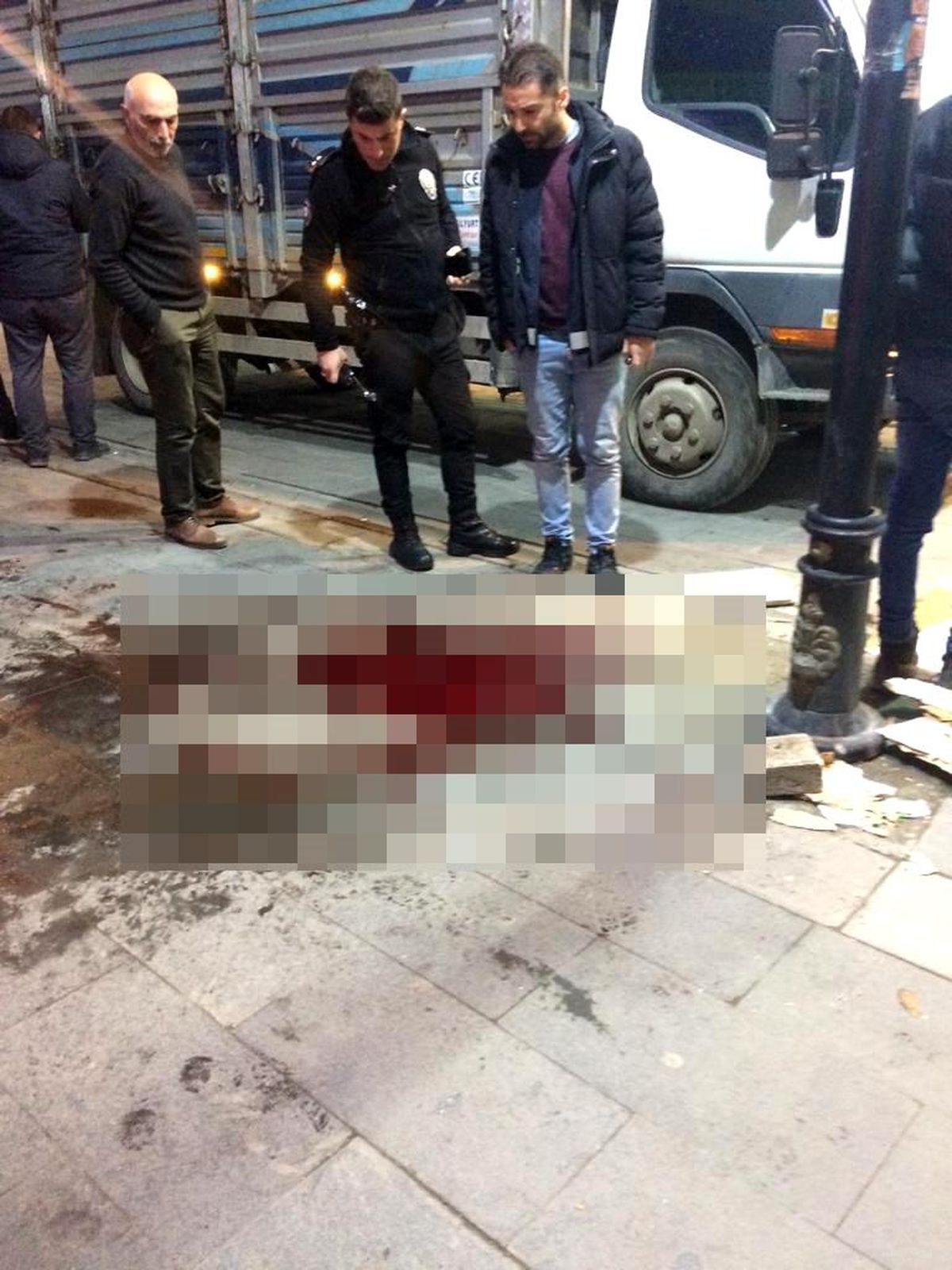 Ağrı\'da kahvehanede bıçaklı kavga: 1 yaralı
