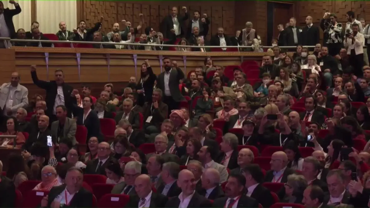 Arzu Çerkezoğlu: "Ülkemizin Tüm Değerlerini ve Güzelliklerini Üreten İşçi Sınıfı Olmadan Cumhuriyet Olmaz, Demokratik Bir Cumhuriyet Hiç Olmaz"