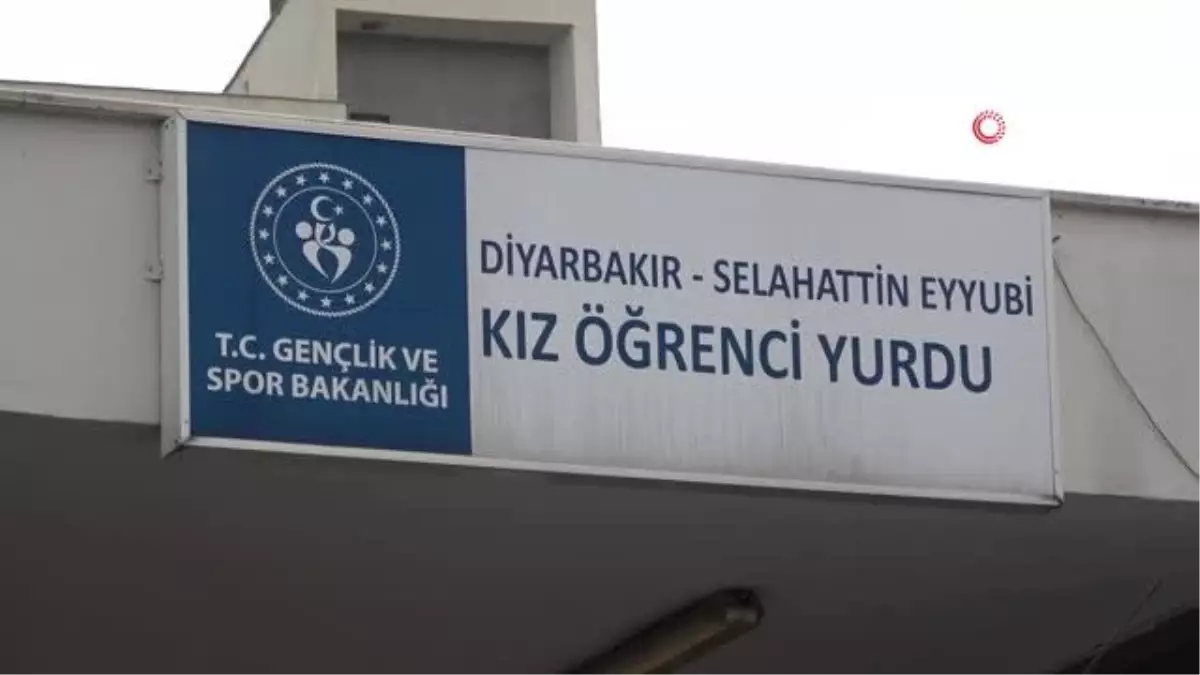 \'Asrın felaketi\'ni bu sözlerle anlattı: "Deprem o kadar şiddetliydi ki kapıdan beni içeri fırlattı"
