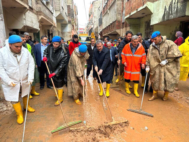 BBP lideri Destici'den tepki çeken fotoğraf karesi sonrası yeni paylaşım BBP lideri Destici'den tepki çeken fotoğraf karesi sonrası yeni paylaşım