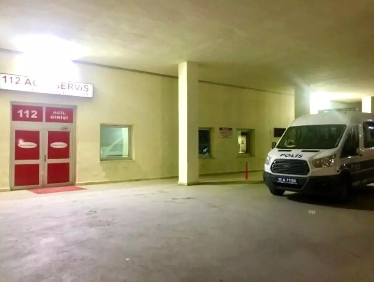 Göğsünden bıçaklanan yaşlı adam ağır yaralandı