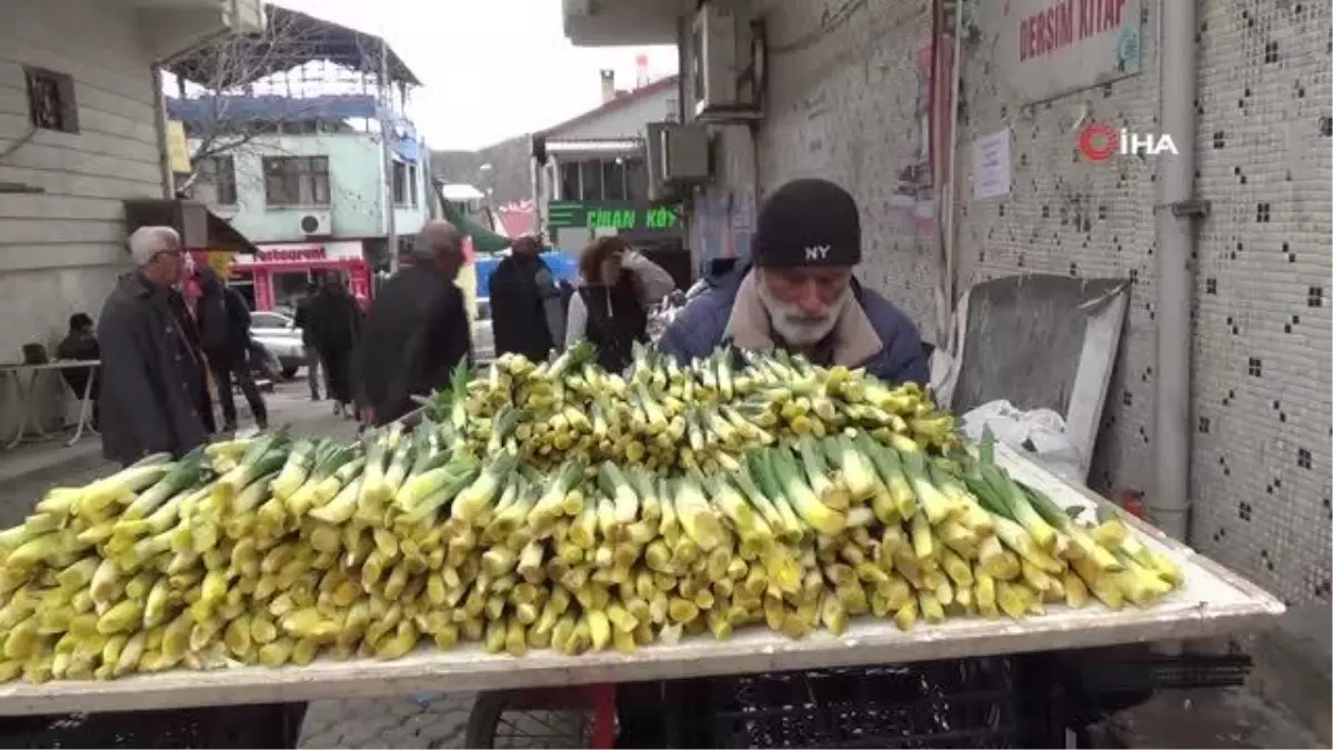 Gulik olarak bilinen çiriş otu tezgahlarda yerini aldı