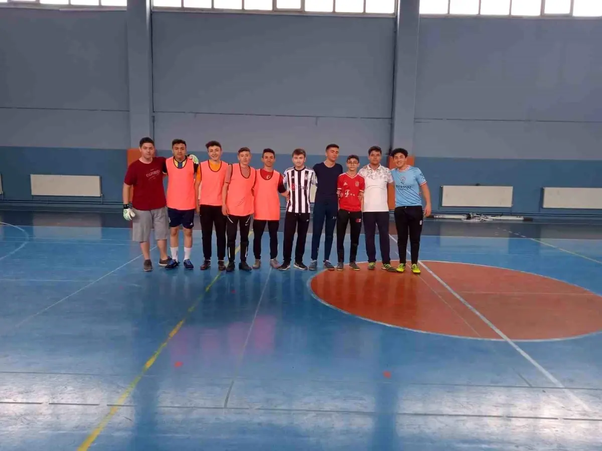 Hisarcık\'ta futsal turnuvası