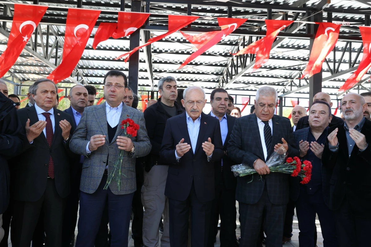 Kılıçdaroğlu, Deprem Bölgesi Gaziantep\'te Yeşilkent Mezarlığı\'nı Ziyaret Etti