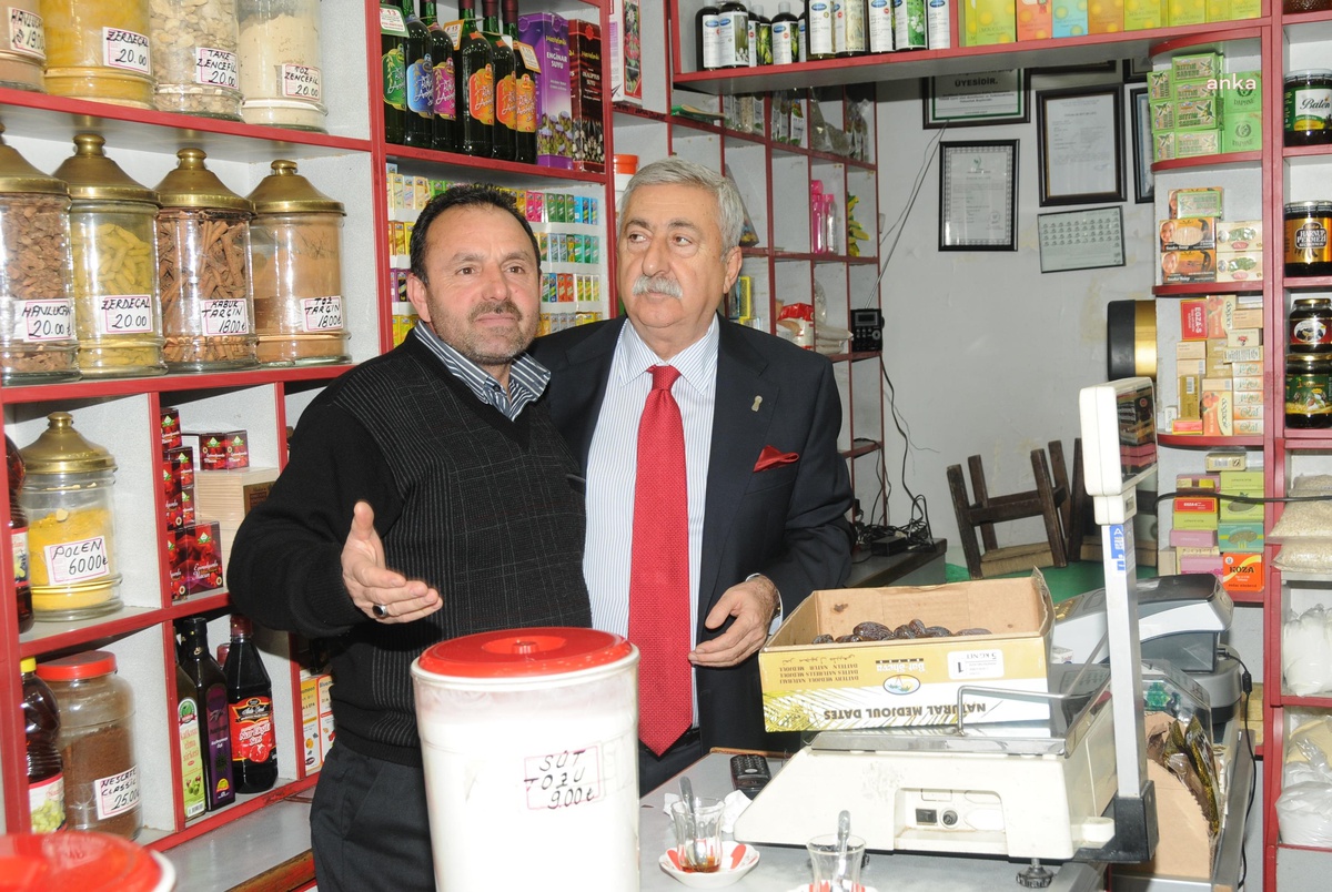 Palandöken\'den Ramazan Paketi Fiyatlarına Tepki: "Bu Fiyatların Normal Olmadığını Herkes Biliyor"