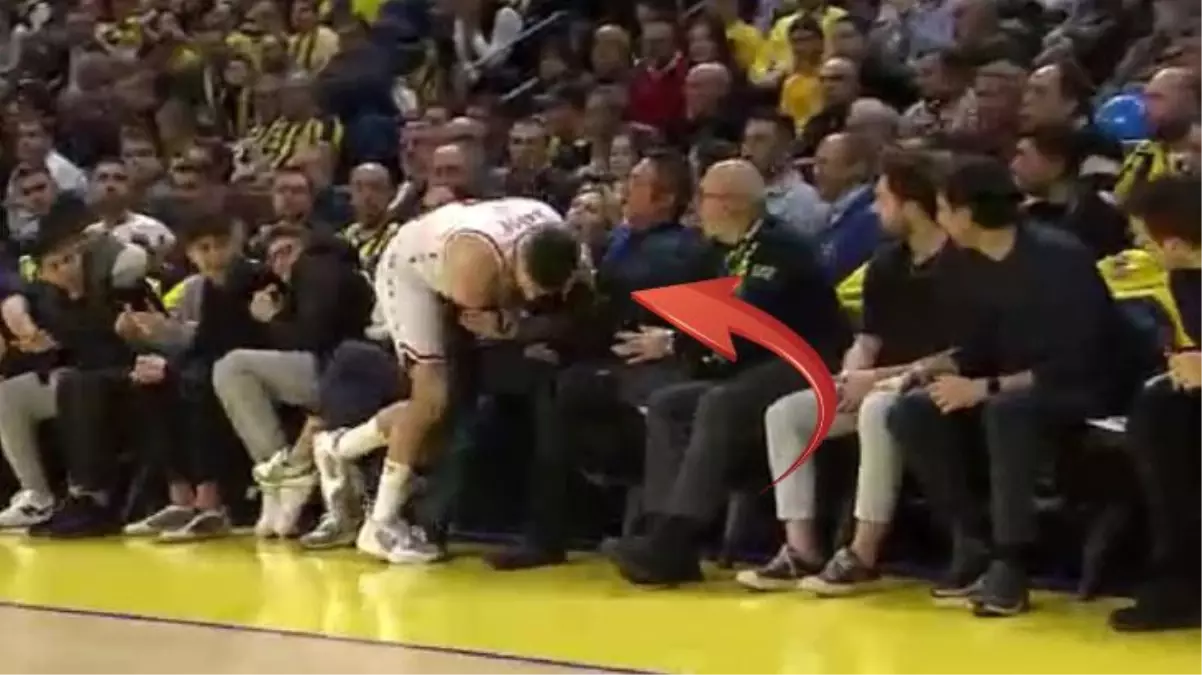 Başkan neye uğradığını anlamadı! Milano\'nun yıldızı Ali Koç\'un üzerine yığıldı