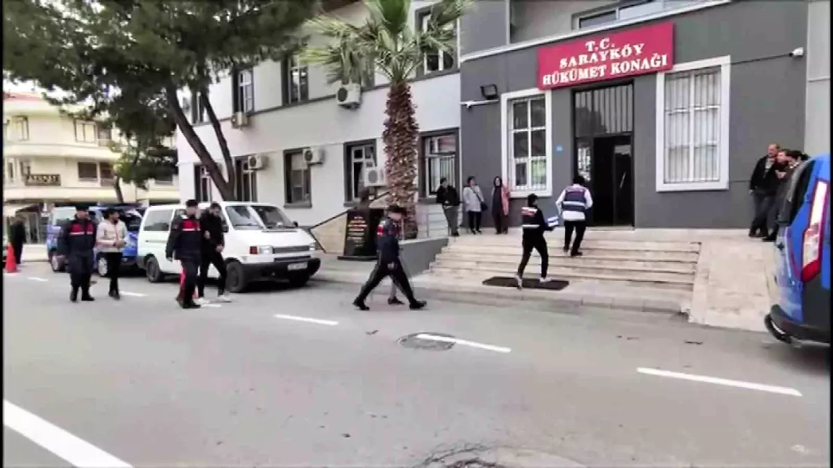 Denizli ve Aydın\'daki yasa dışı bahis operasyonunda 4 tutuklama