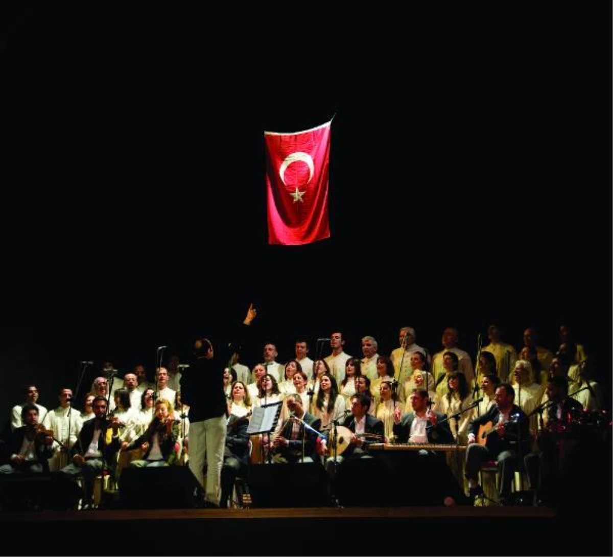 7 üyesini depremde kaybeden Antakya Medeniyetler Korosu\'ndan dayanışma konseri