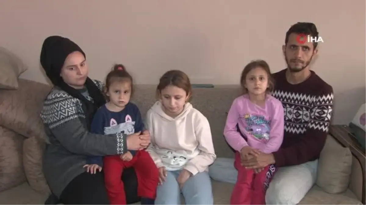 Ailesi evden çıkartıldığı için okula gidemeyen kız çocuğu gözyaşlarına boğuldu