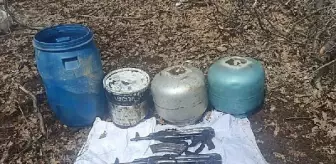 Bingöl'de terör örgütüne ait silah, mühimmat ve 100 kilogram patlayıcı ele geçirildi