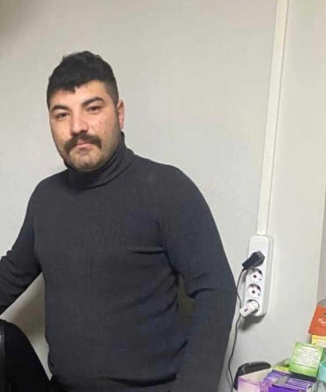 Eğlence merkezinden çıkan genç, kapı açma tartışmasında öldürülmüş Eğlence merkezinden çıkan genç, kapı açma tartışmasında öldürülmüş