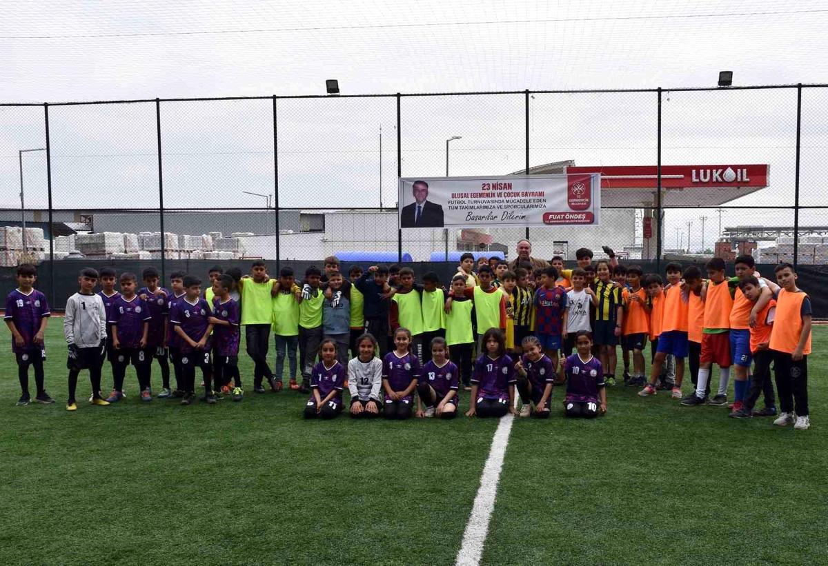 Germencik\'te \'23 Nisan Futbol Turnuvası\' Başladı
