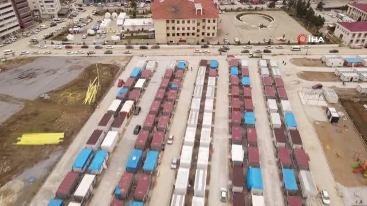 Kahramanmaraş Afşin\'de konteyner kentte yaşam başladı