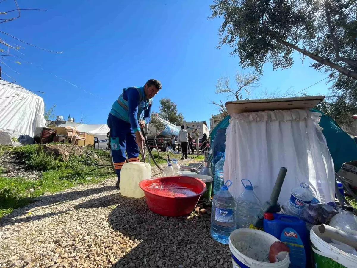 Kırıkhanlı depremzede aile: "Allah devletimizden bin kere razı olsun"