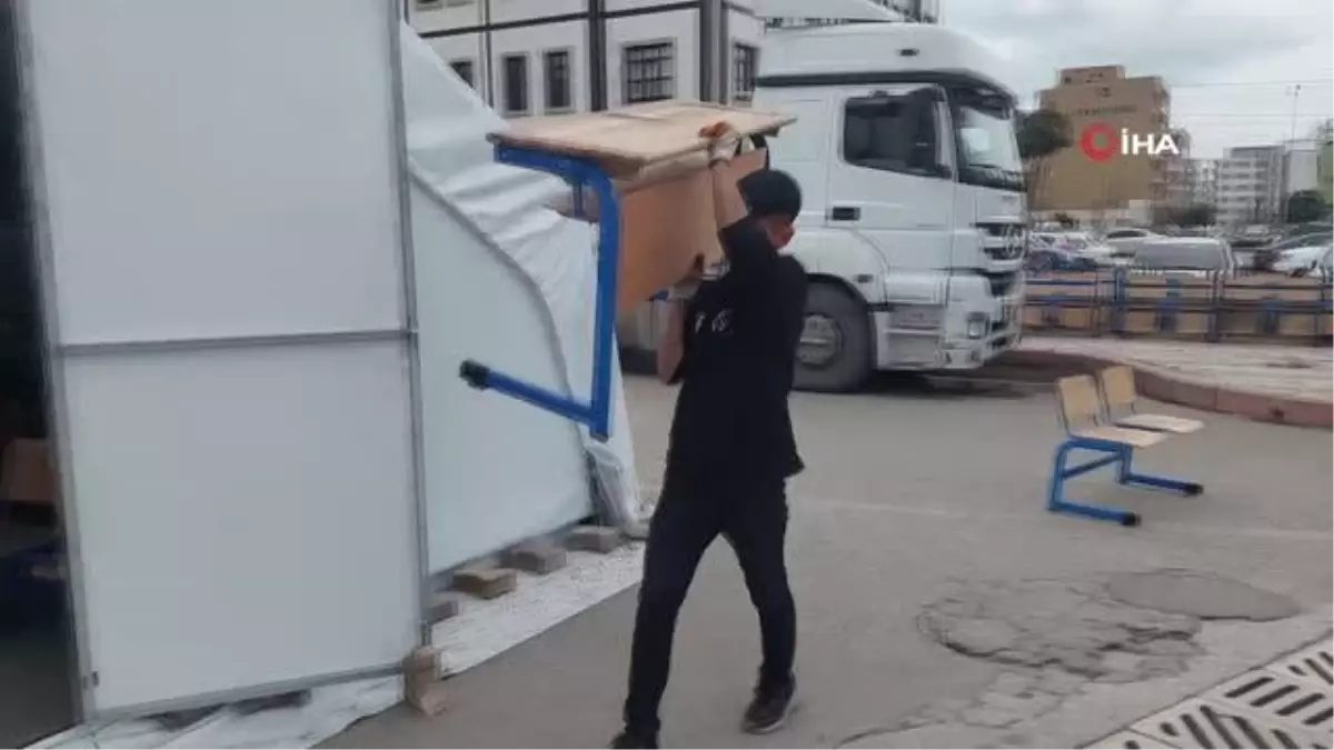 Payas\'ta 10 bin kişilik iftar çadırları kurulmaya başlandı