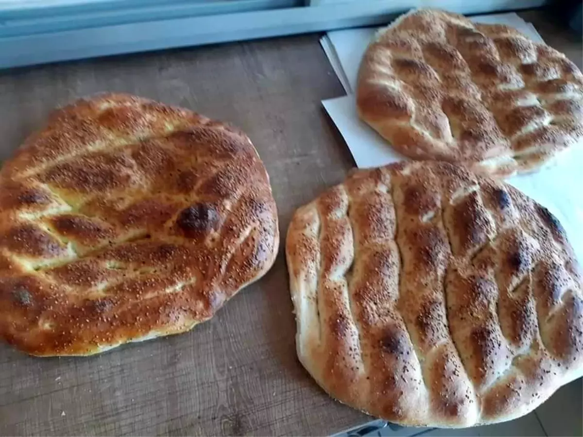 Selendi\'de Ramazan pidesinin fiyatı belli oldu