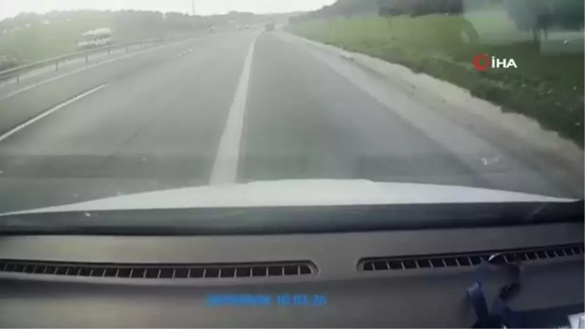 Silivri TEM Otoyolu\'nda meydana gelen kamyon kazasında yeni görüntüler ortaya çıktı