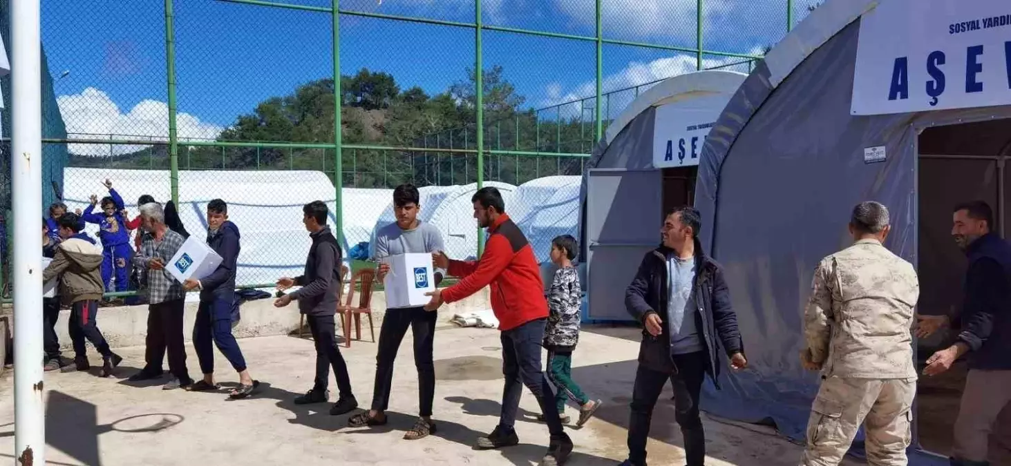 Yırcalı Holding deprem bölgesine desteğini devam ettiriyor