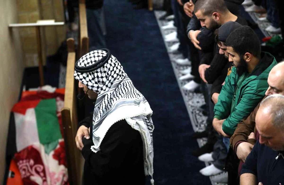 İsrail ordusu Ramazan\'ın ilk gününde Filistinli bir genci öldürdü