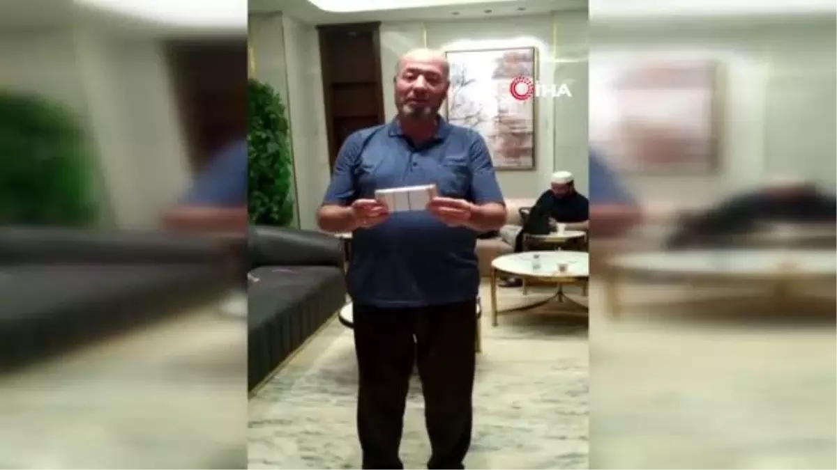 Kabe\'yi temizleyen görevliler, depremzedeler için aralarında para topladı