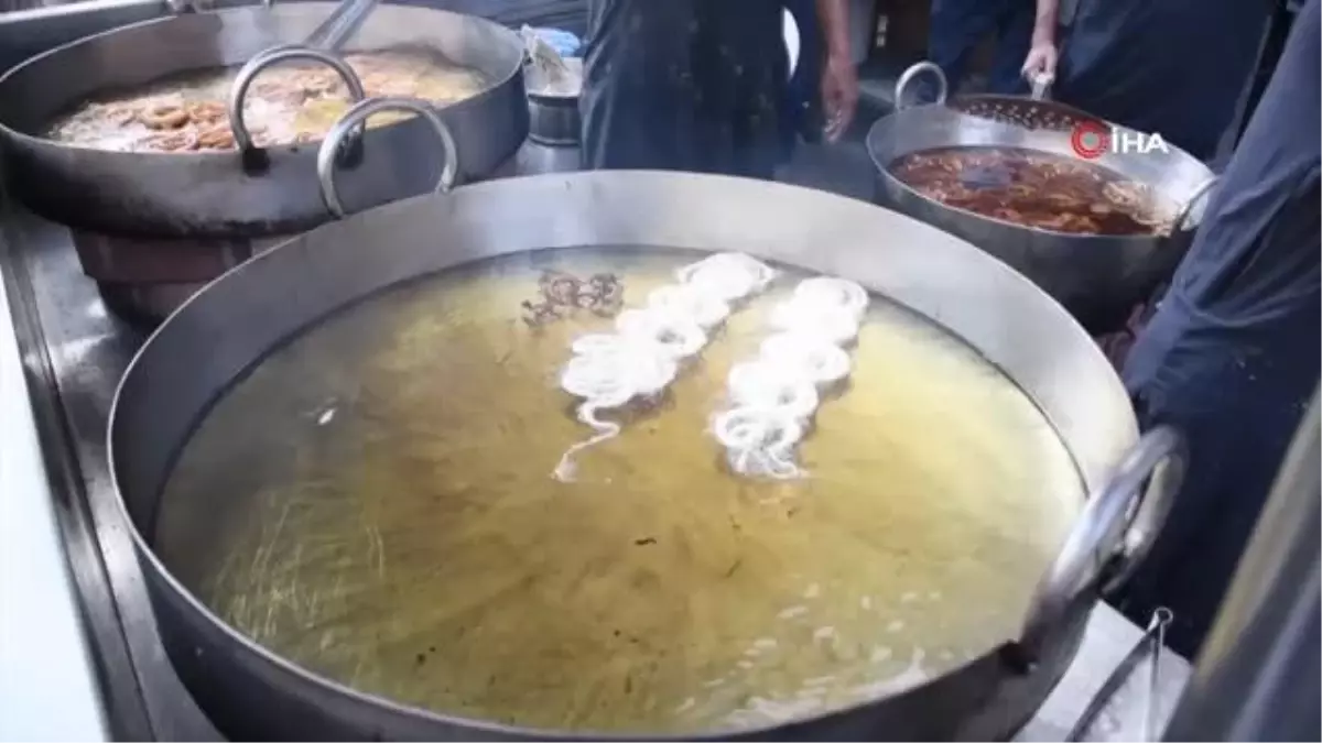 Pakistan\'da Ramazan ayının ilk iftarı yapıldı