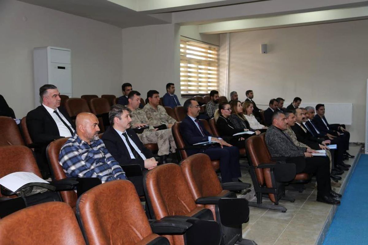Tunceli\'de kadına yönelik şiddetle mücadele toplantısı