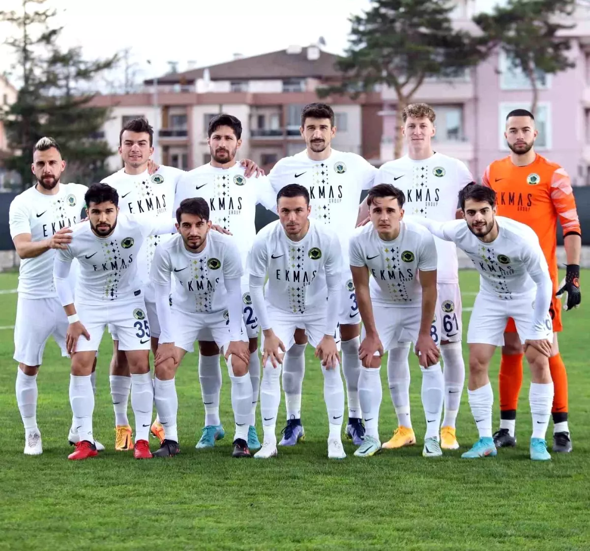 Menemen FK, tekrar çıkış arıyor