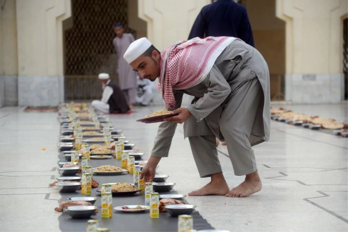 Pakistan\'da Ramazan Hazırlıkları
