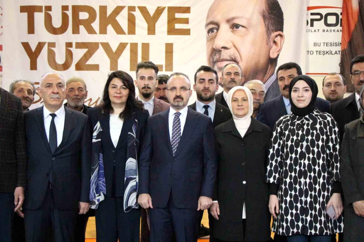 AK Parti Grup Başkanvekili Turan: "Anketlerde Cumhurbaşkanı Erdoğan\'ın oyu yüzde 50\'den fazla"