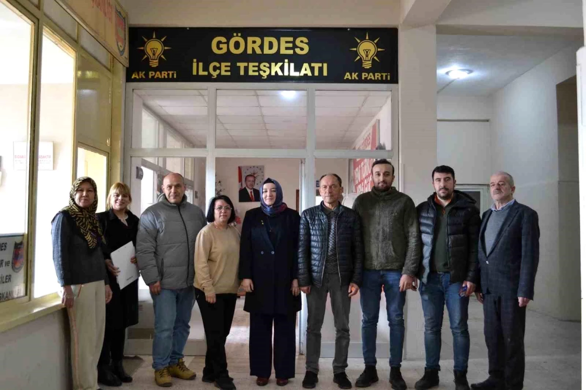 AK Parti Manisa Milletvekili Aday Adayı Kübra Dindar Demiray\'dan 17 ilçeye ziyaret