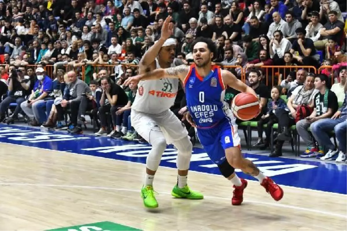 Anadolu Efes: 83-99