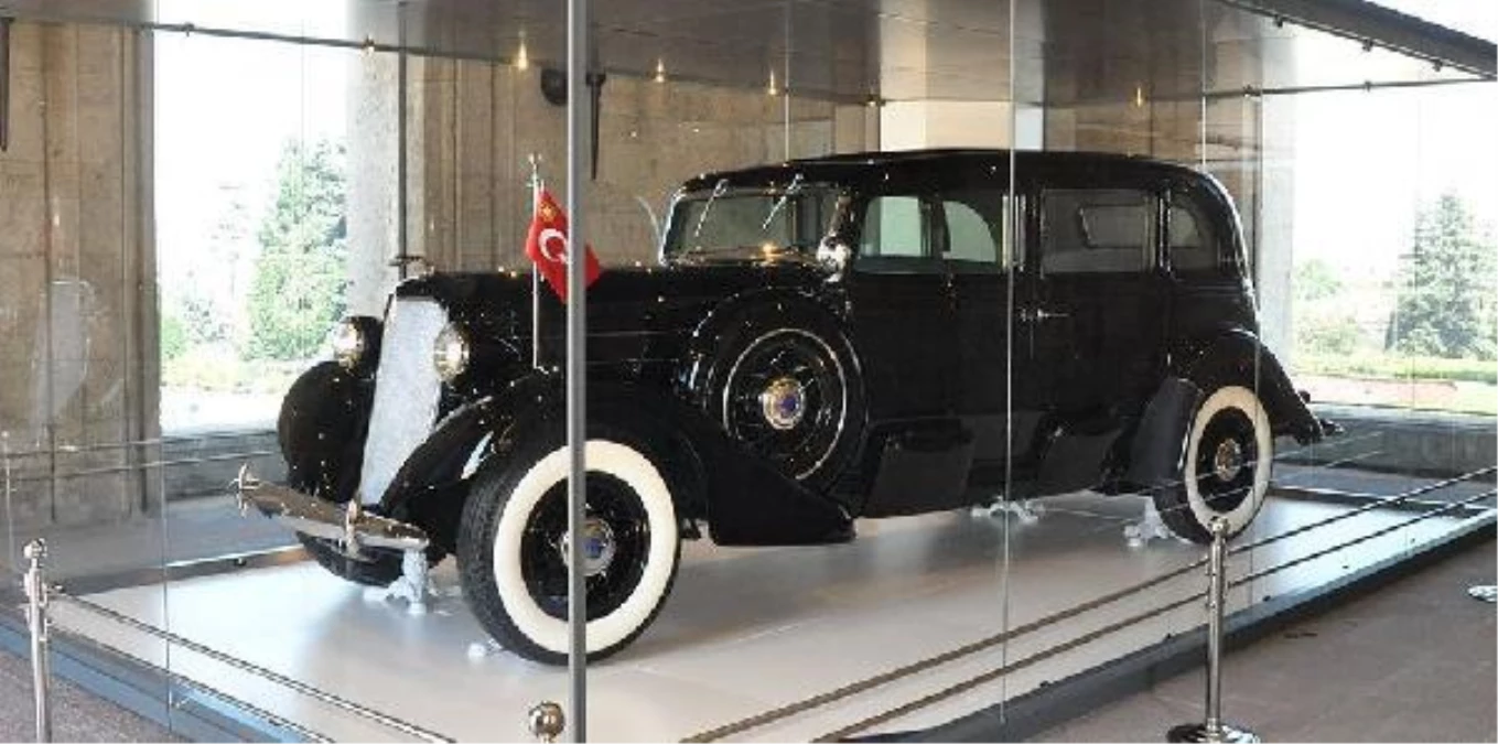 Atatürk\'ün otomobilinin restorasyonu 5 yıl sürdü